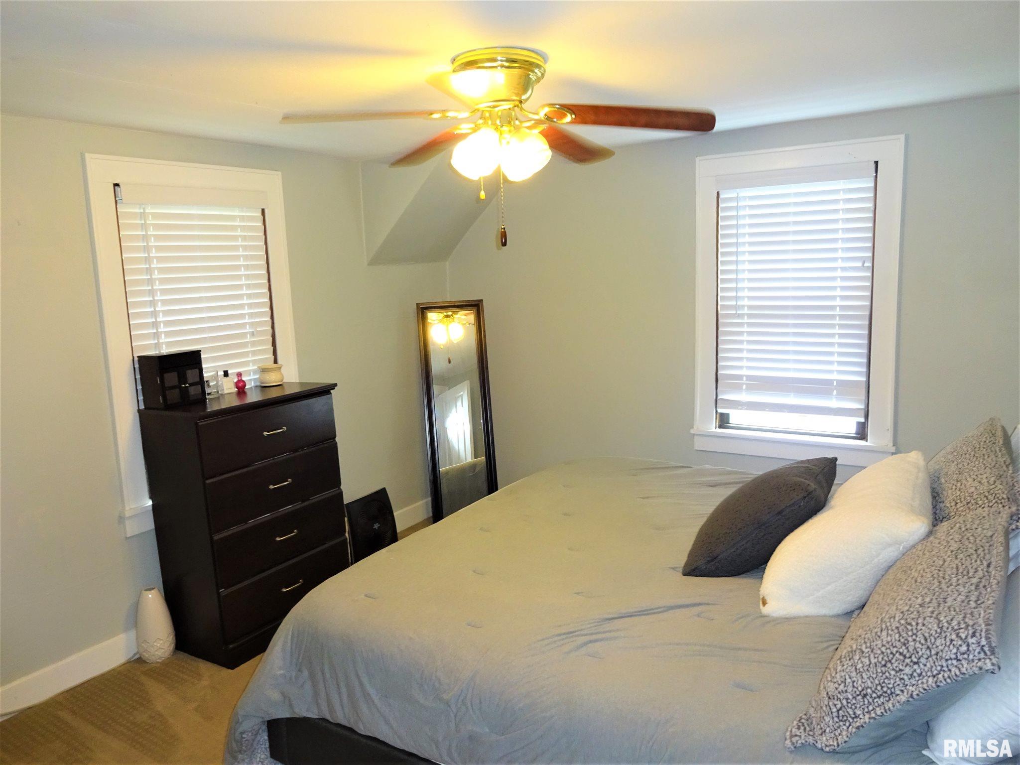 2127 North 20th Street Springfield, IL 62702 - Photo 11 of 36