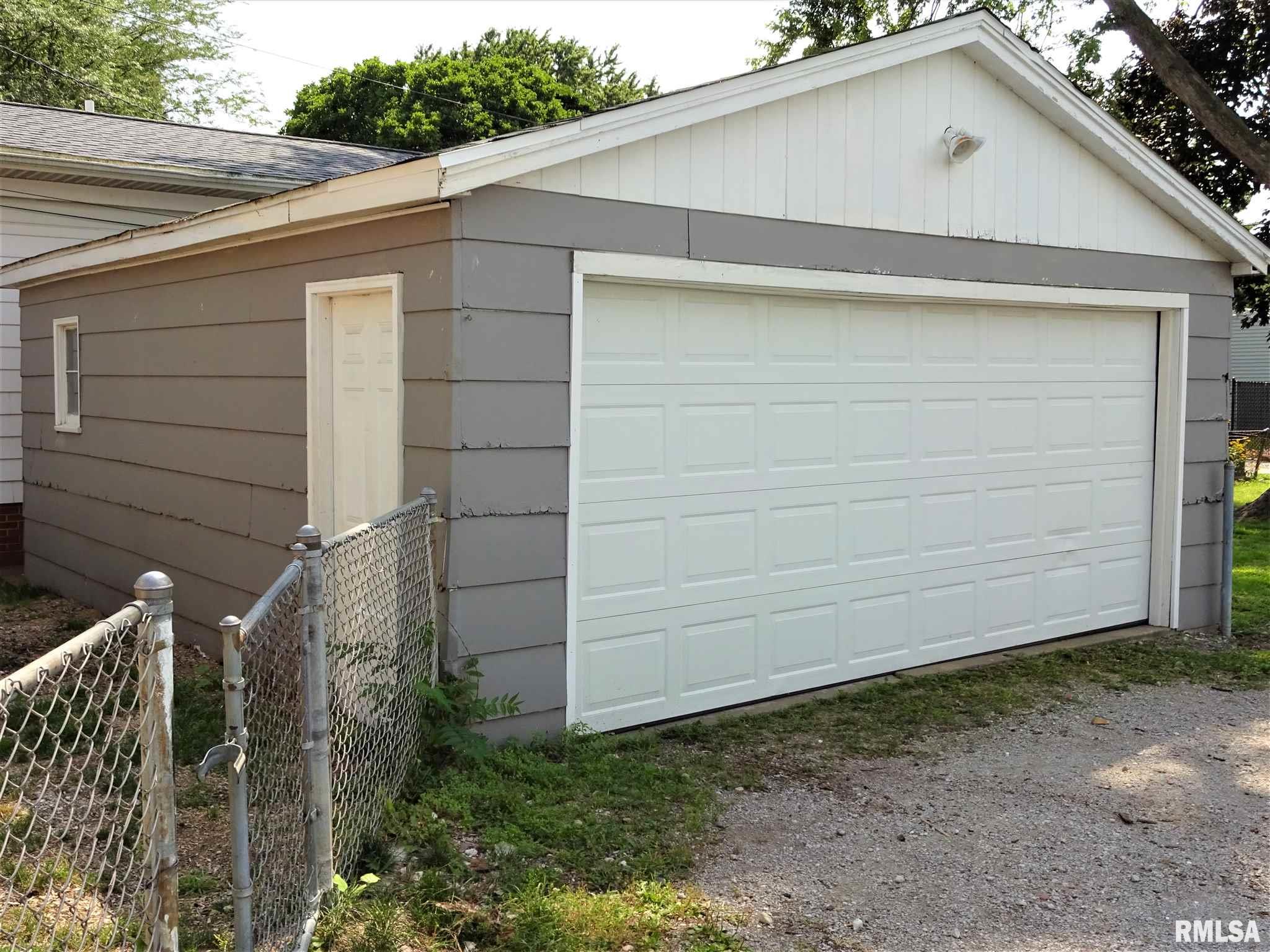 2127 North 20th Street Springfield, IL 62702 - Photo 31 of 36