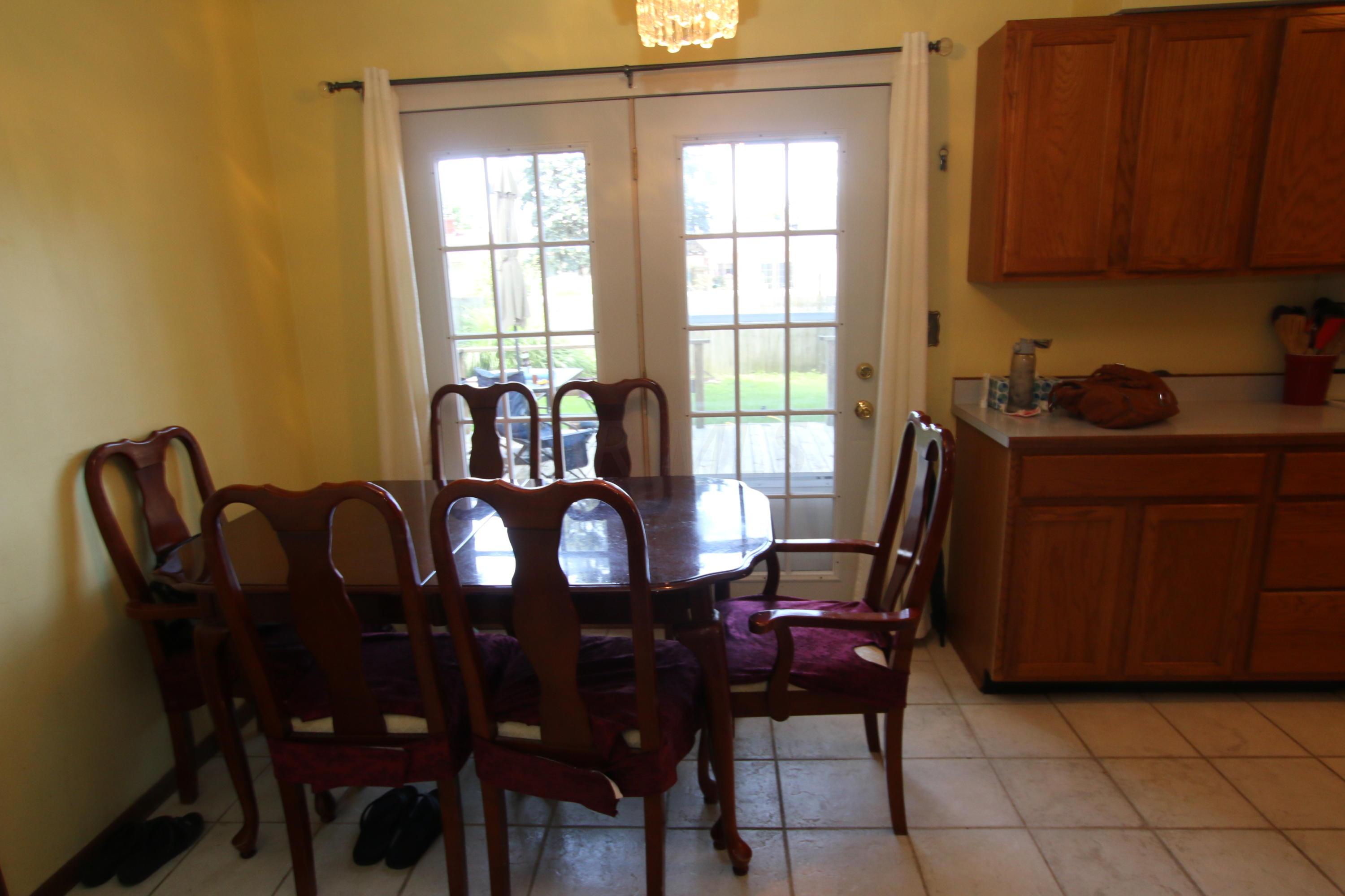 5463 Redwood Road Columbus, OH 43229 - Photo 11 of 18 Gallery Image 11