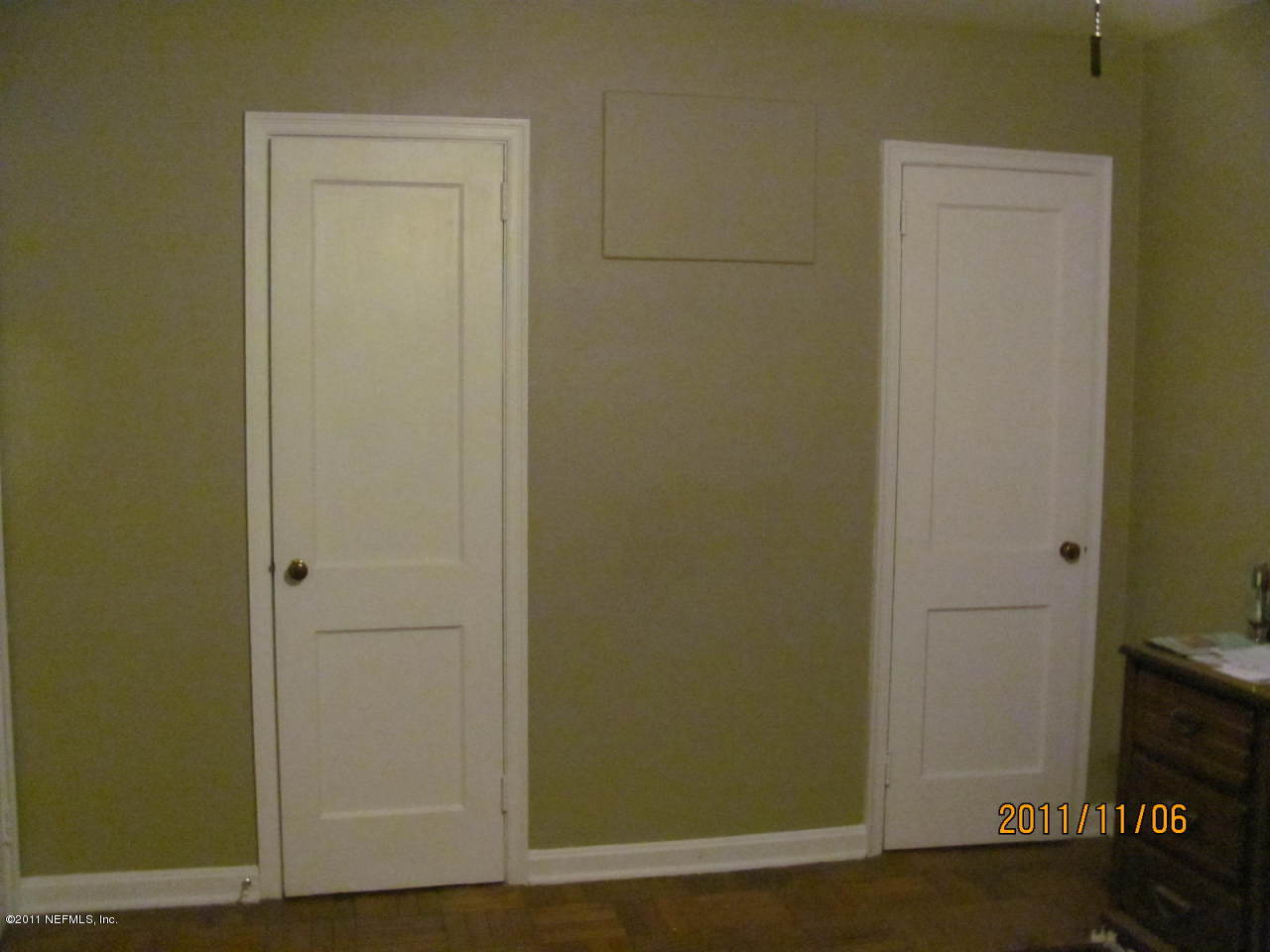 135 Glynlea Road Jacksonville, FL 32216 - Photo 8 of 13 double closets