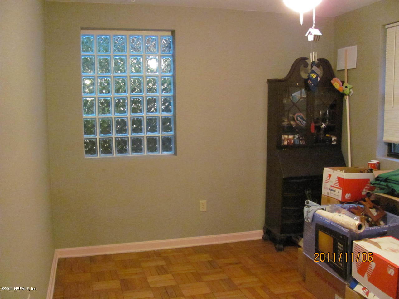 135 Glynlea Road Jacksonville, FL 32216 - Photo 9 of 13 3rd bedroom with wood floors