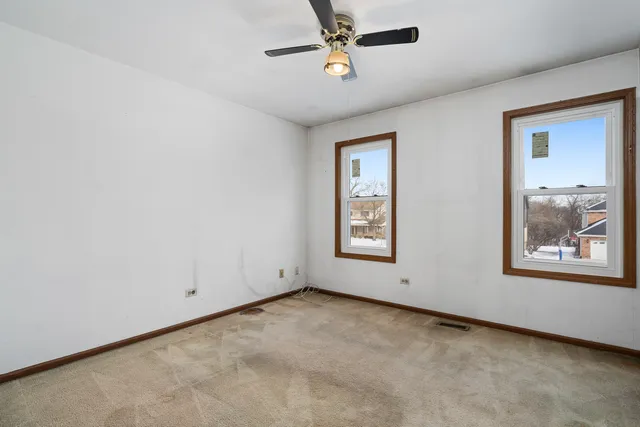 $499,900 | 7816 Dorchester Lane, Darien, IL 60561