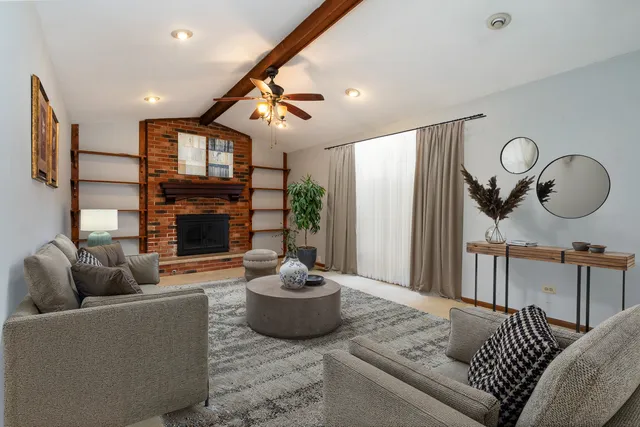 $499,900 | 7816 Dorchester Lane, Darien, IL 60561