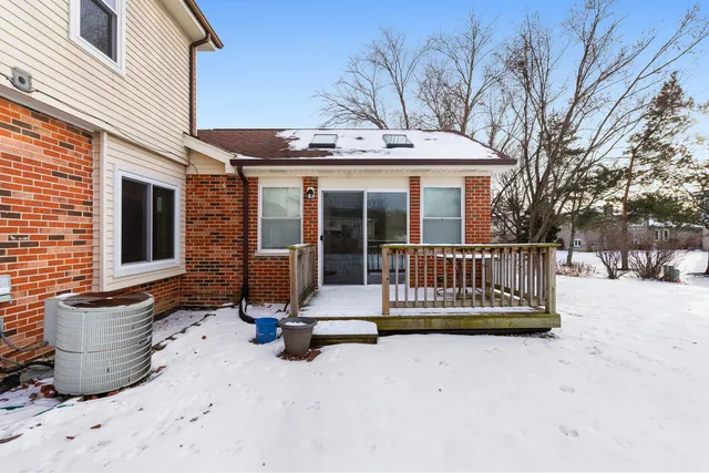 $499,900 | 7816 Dorchester Lane, Darien, IL 60561
