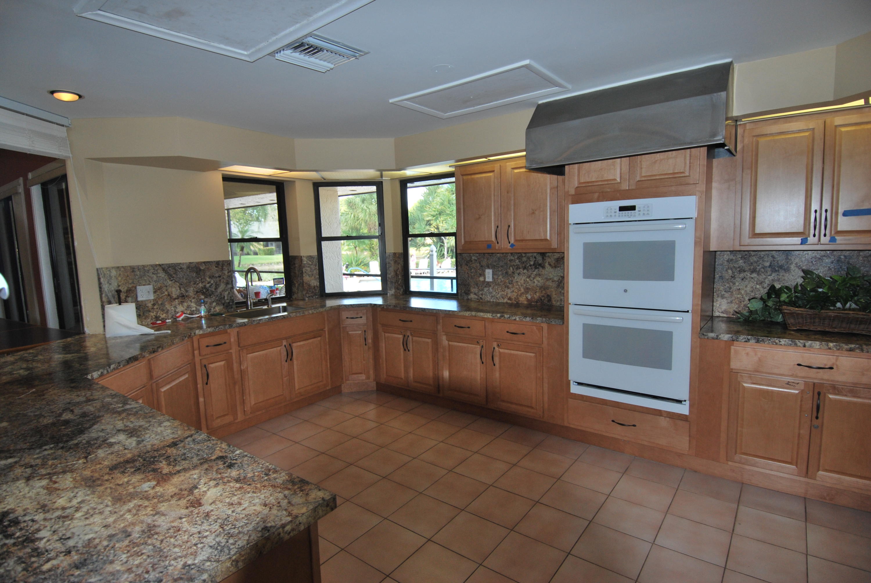 10969 Hidden Lake Place Boca Raton, FL 33498 - Photo 37 of 53 007