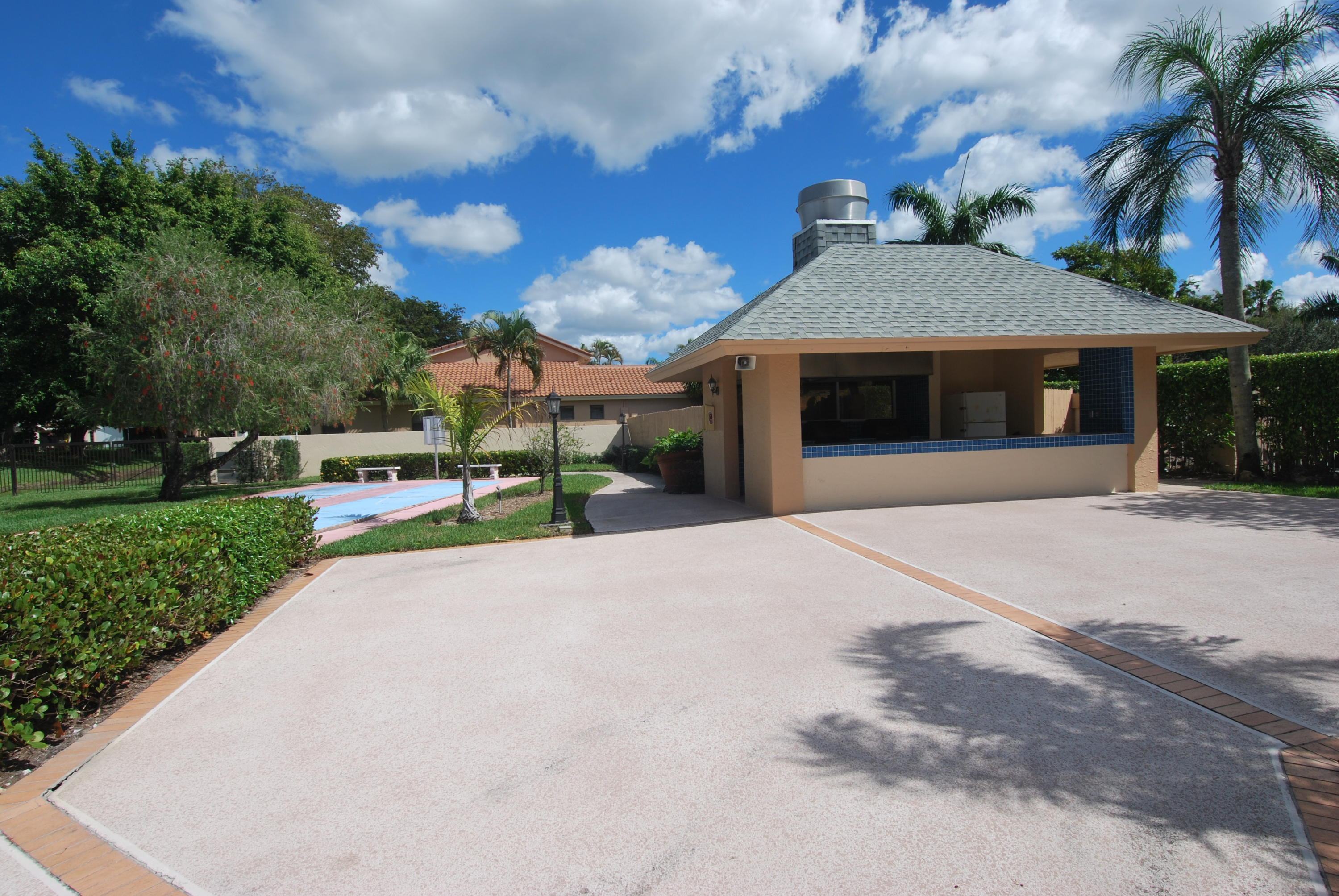 10969 Hidden Lake Place Boca Raton, FL 33498 - Photo 40 of 53 012