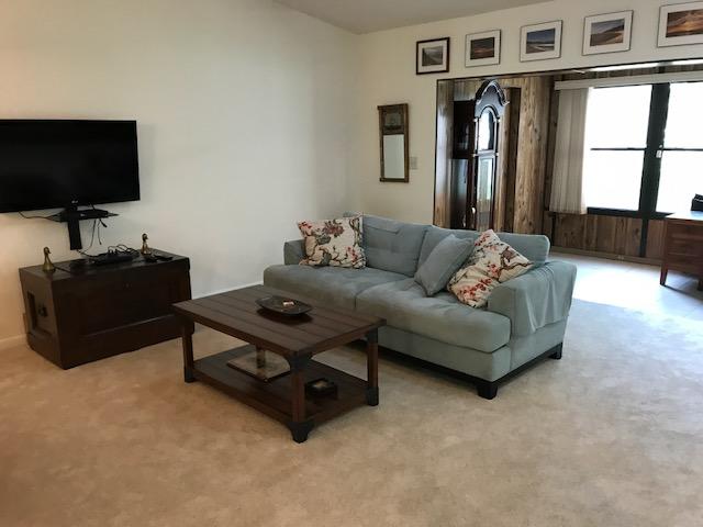 10969 Hidden Lake Place Boca Raton, FL 33498 - Photo 5 of 53 Living rm