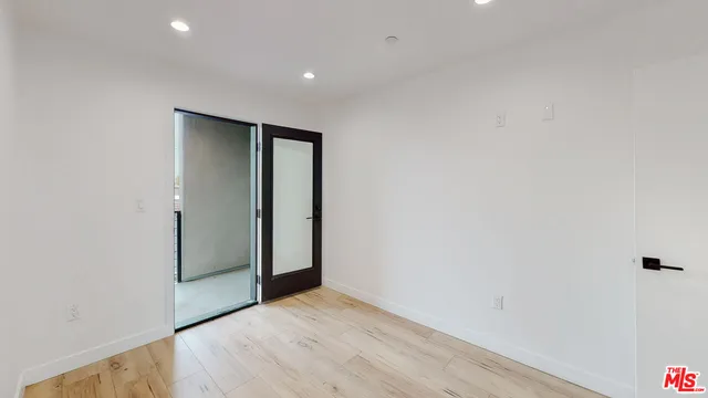 $3,660 | 6807 Gloria Avenue, Unit 1, Los Angeles, CA 91406