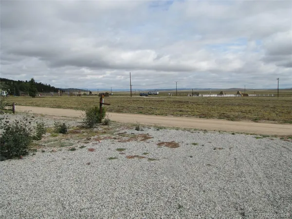 $82,000 | 162 Clubcar Road, Fairplay, CO 80440