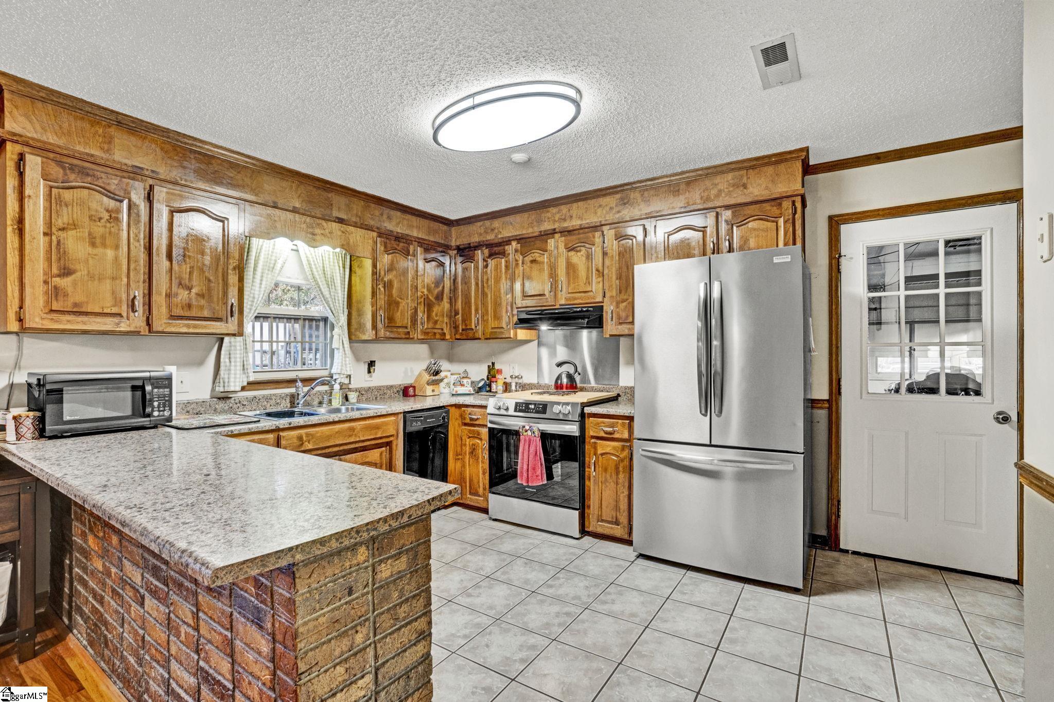 4602 Howe Road Greer, SC 29651 - Photo 15 of 50