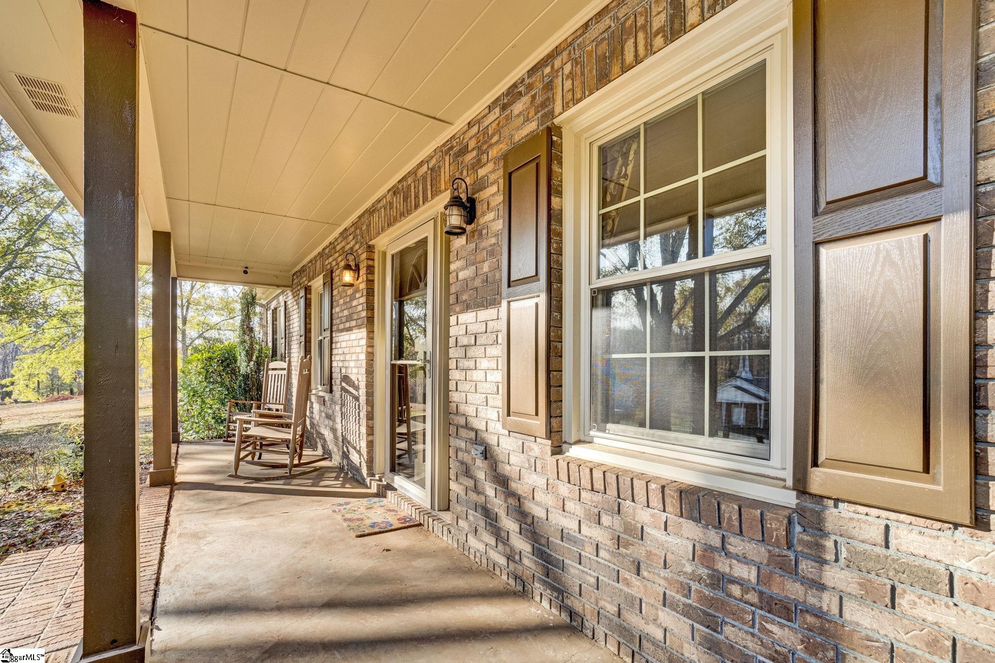 4602 Howe Road Greer, SC 29651 - Photo 4 of 50