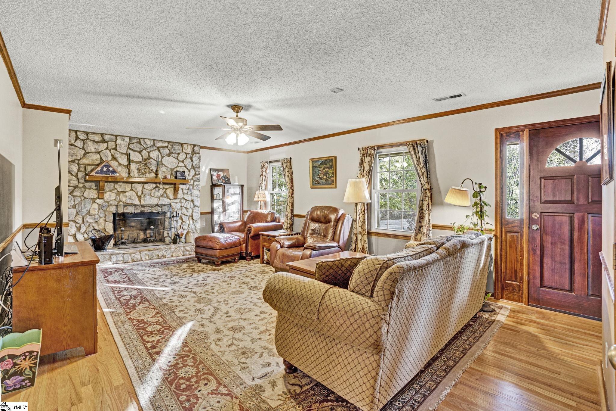 4602 Howe Road Greer, SC 29651 - Photo 6 of 50