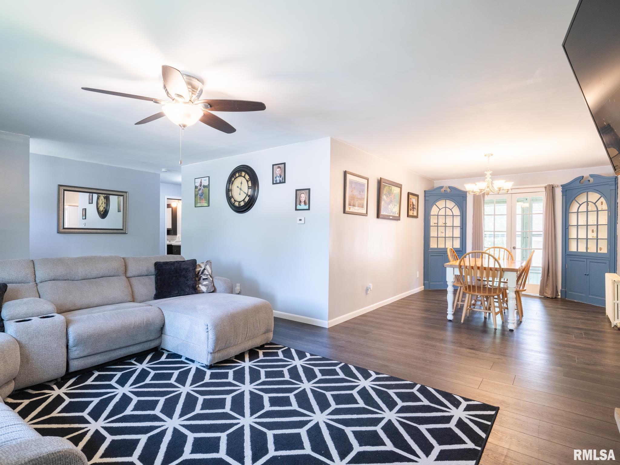 207 Monroe Street Washington, IL 61571 - Photo 12 of 57 Gallery Image 12