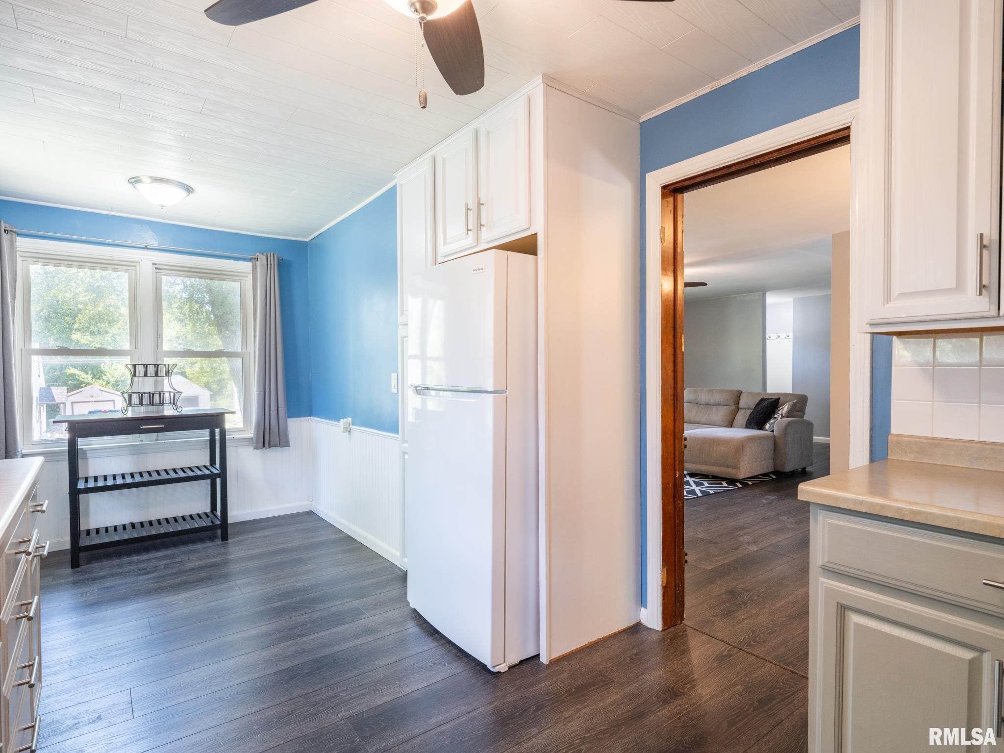 207 Monroe Street Washington, IL 61571 - Photo 28 of 57 Gallery Image 28