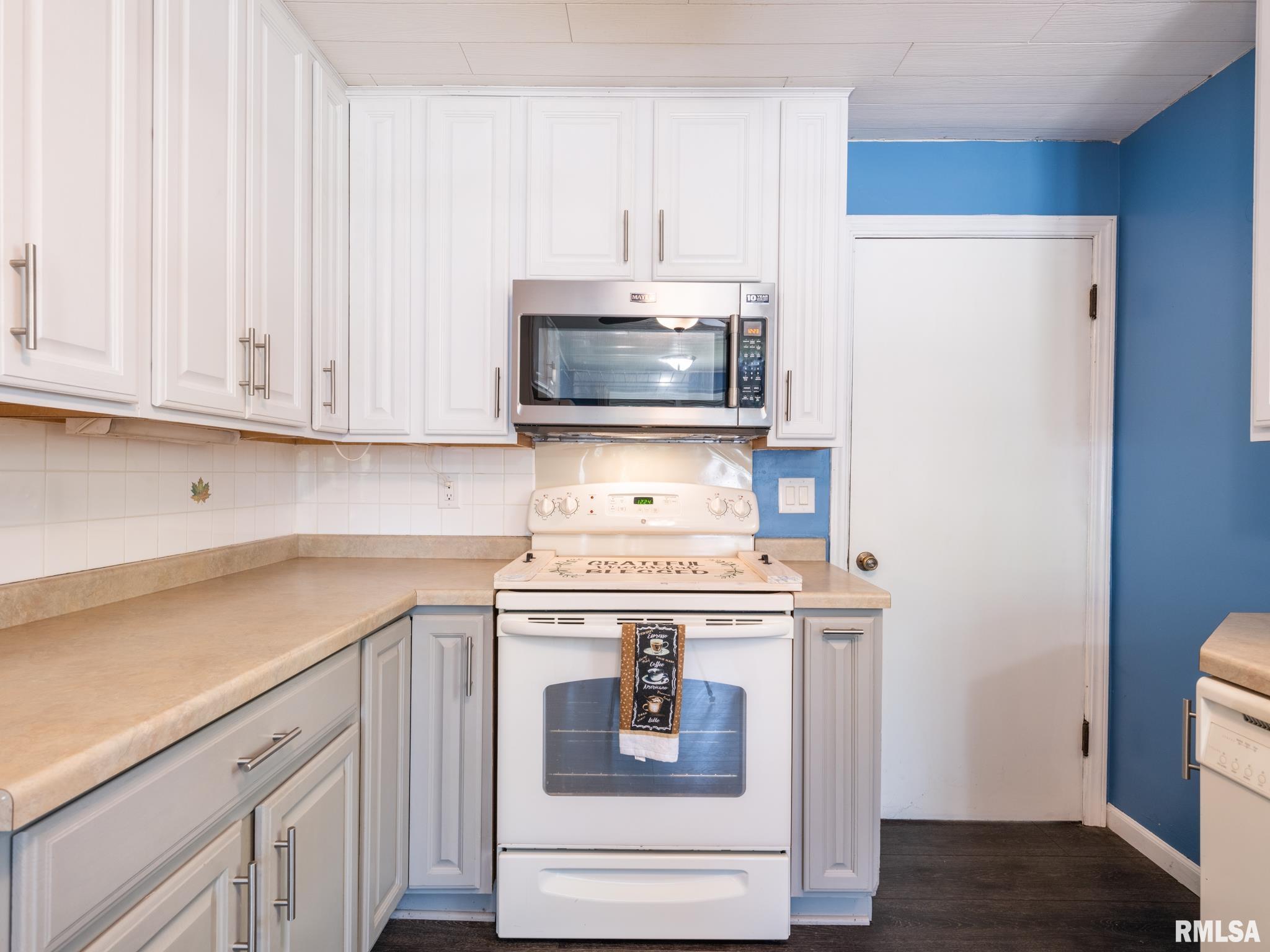207 Monroe Street Washington, IL 61571 - Photo 36 of 57 Gallery Image 36