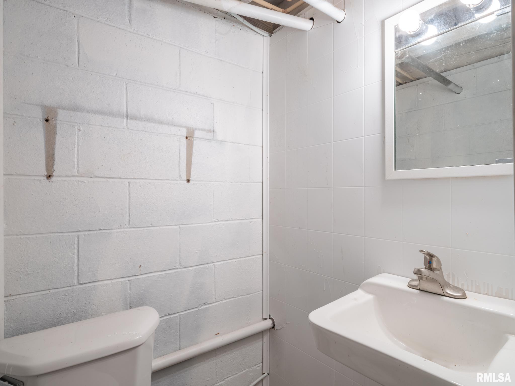 207 Monroe Street Washington, IL 61571 - Photo 57 of 57 Gallery Image 57