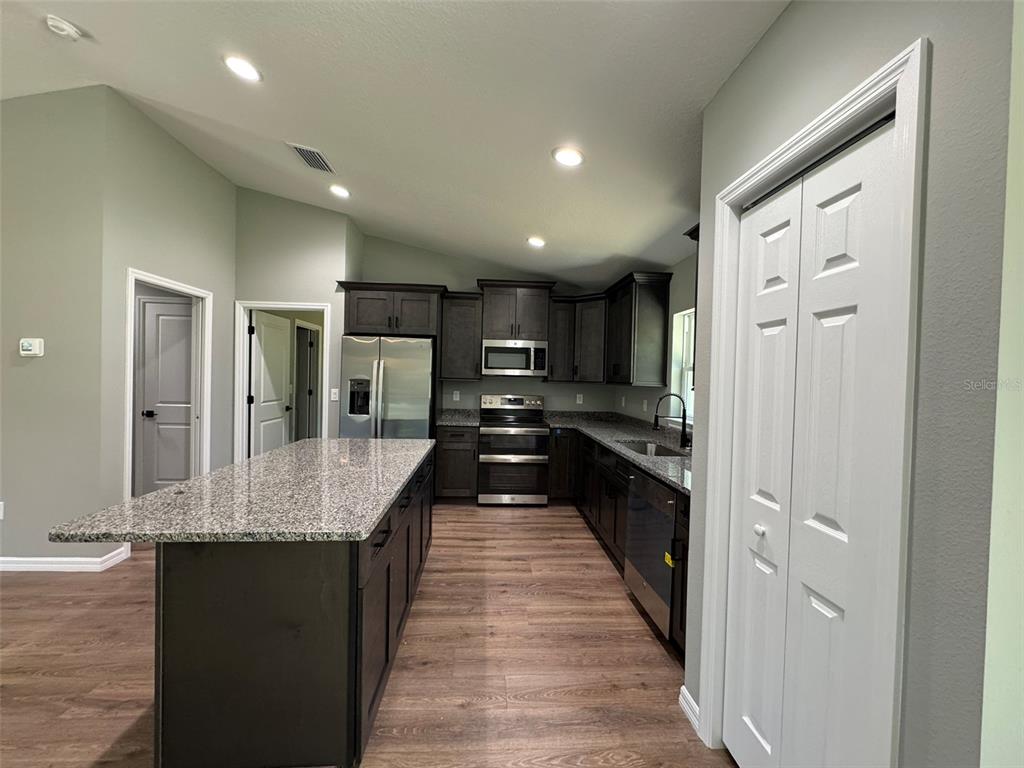 13132 73rd Avenue Road Ocala, FL 34473 - Photo 9 of 33