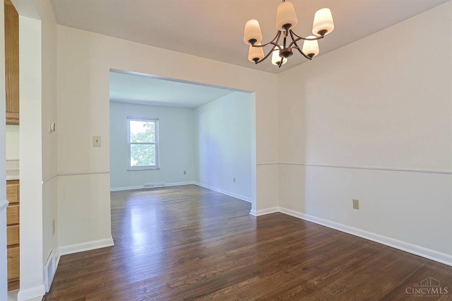 10639 Weil Road Montgomery, OH 45249 - Photo 17 of 54