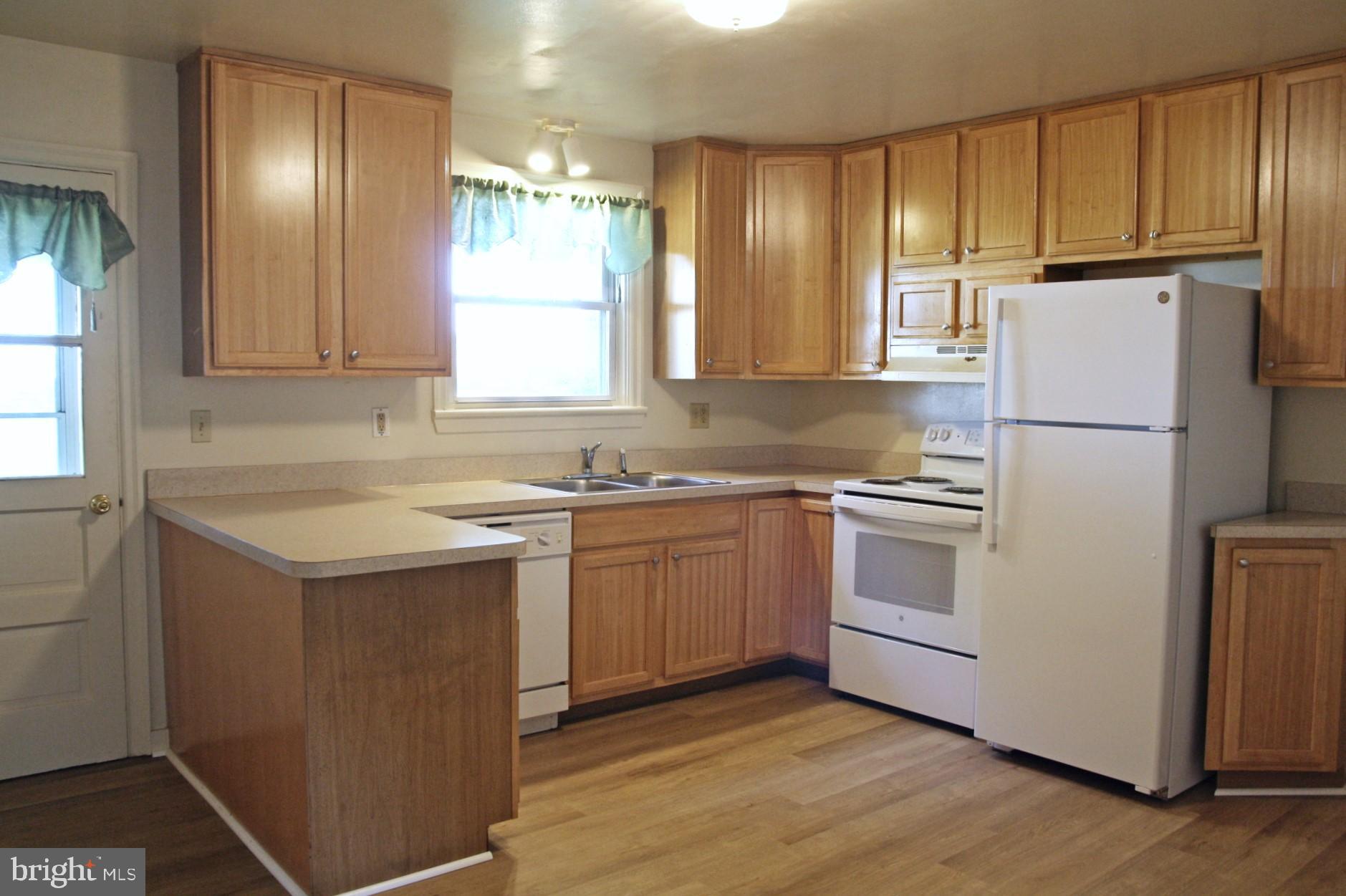 1507 East Derry Road Hershey, PA 17033 - Photo 7 of 26 Gallery Image 7