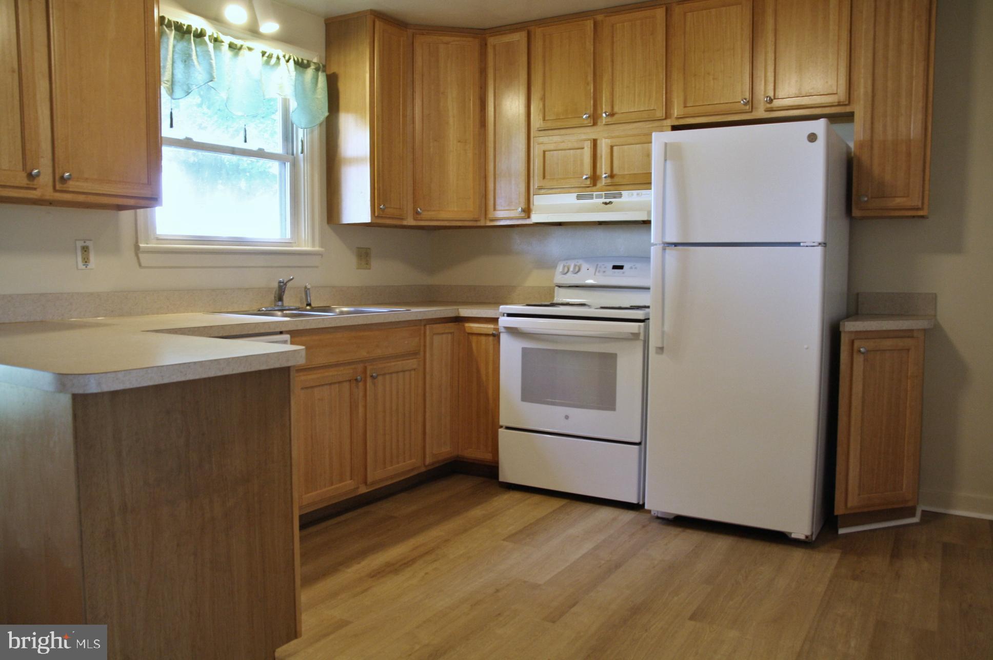 1507 East Derry Road Hershey, PA 17033 - Photo 8 of 26 Gallery Image 8