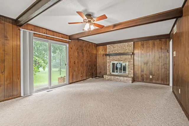 $575,000 | 557 Alvin C York Highway, Whitwell, TN 37397