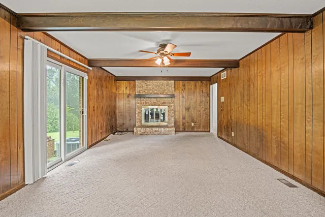 $575,000 | 557 Alvin C York Highway, Whitwell, TN 37397