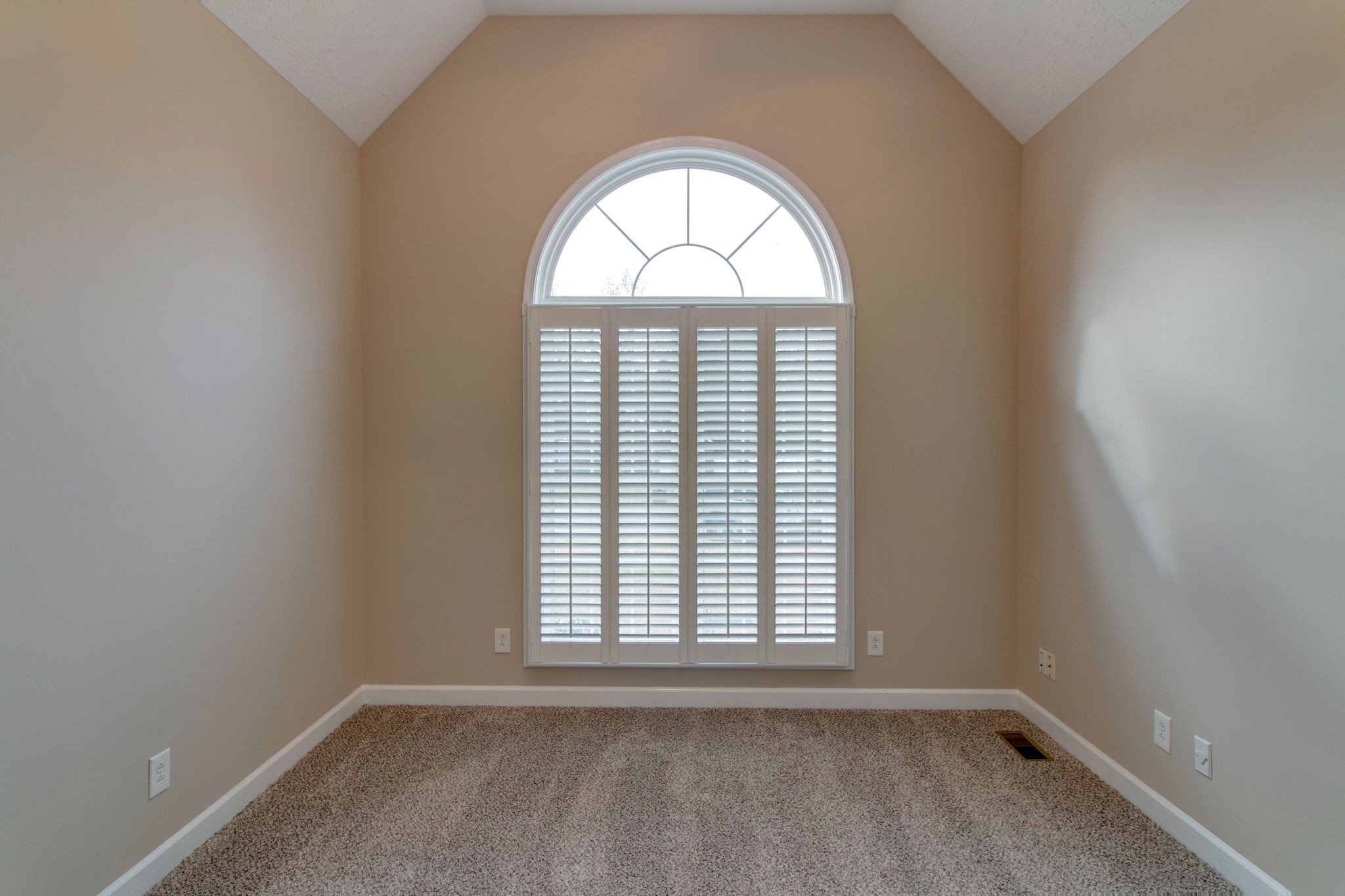 1003 South Ridge Trail Clarksville, TN 37043 - Photo 24 of 27 Gallery Image 24