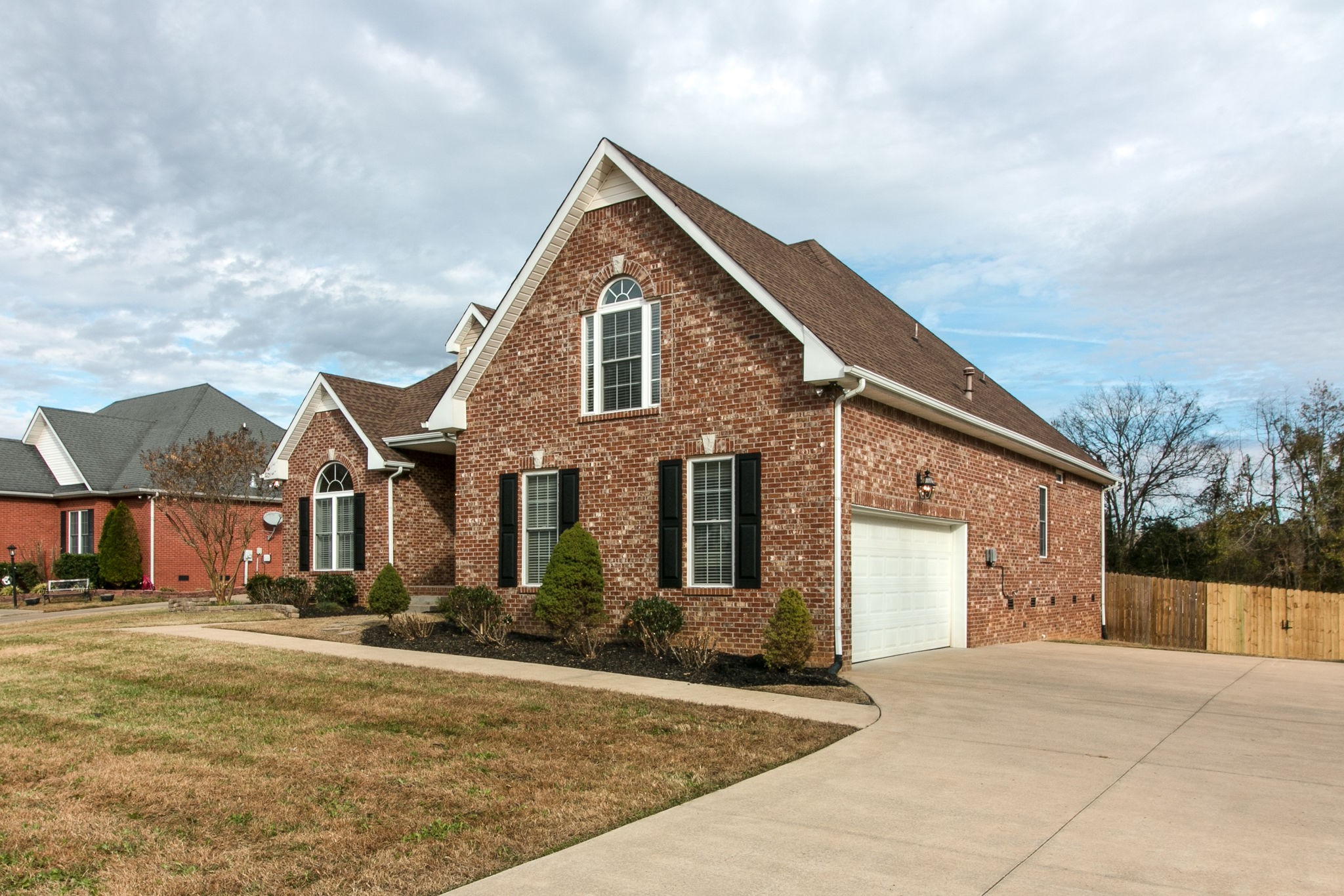 1003 South Ridge Trail Clarksville, TN 37043 - Photo 4 of 27 Gallery Image 4