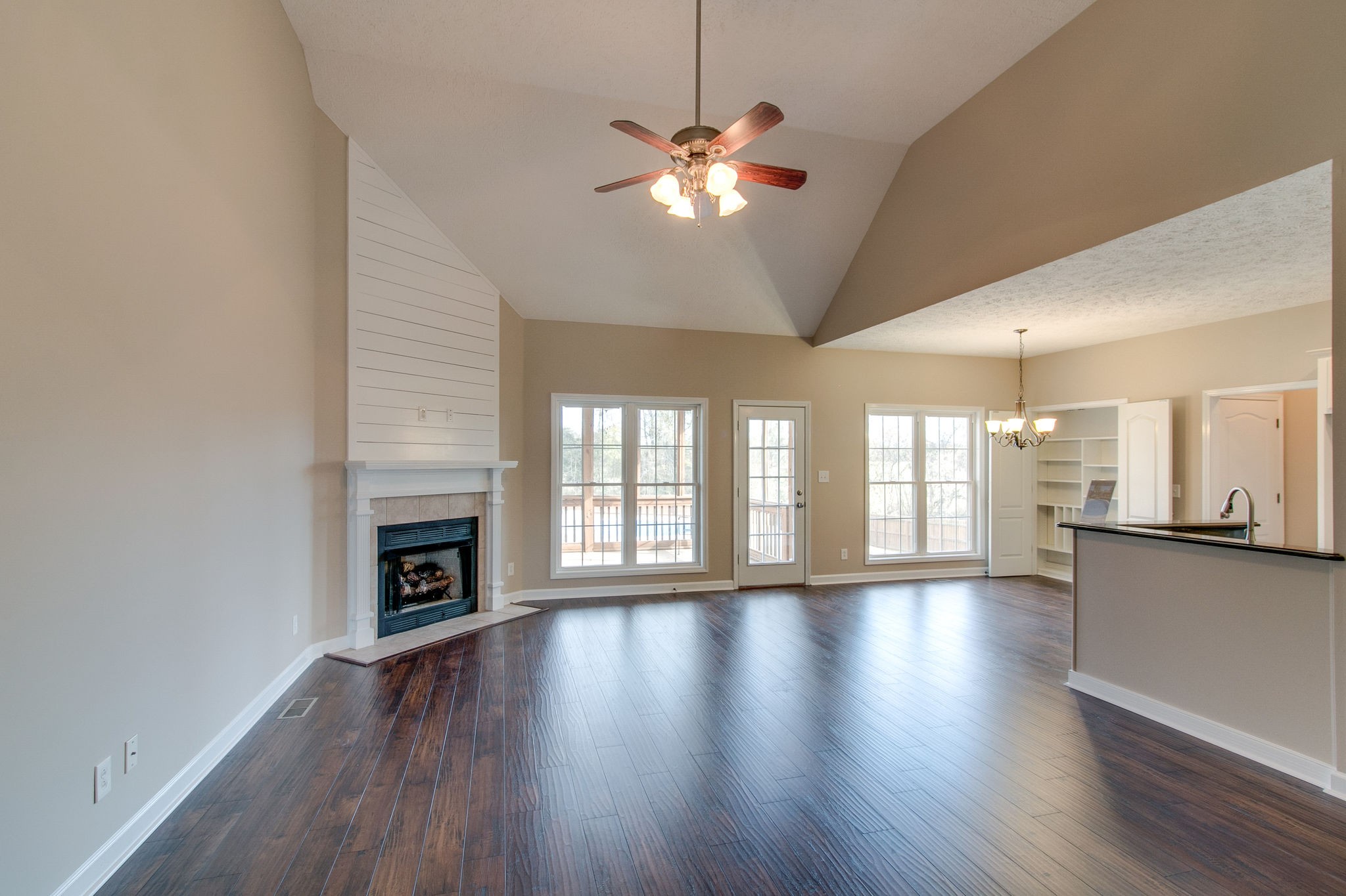 1003 South Ridge Trail Clarksville, TN 37043 - Photo 7 of 27 Gallery Image 7