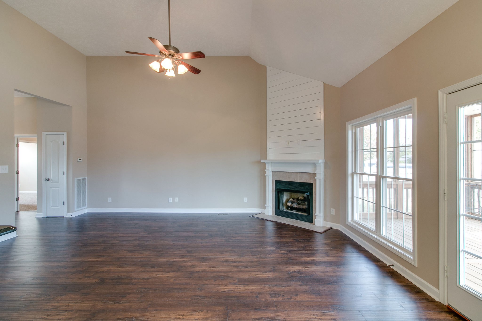1003 South Ridge Trail Clarksville, TN 37043 - Photo 8 of 27 Gallery Image 8