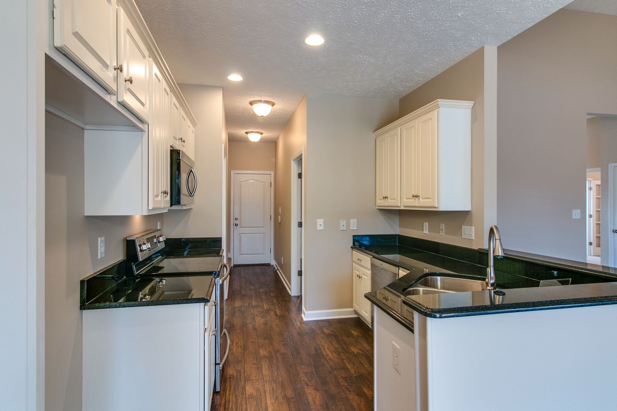 1003 South Ridge Trail Clarksville, TN 37043 - Photo 10 of 27 Gallery Image 10