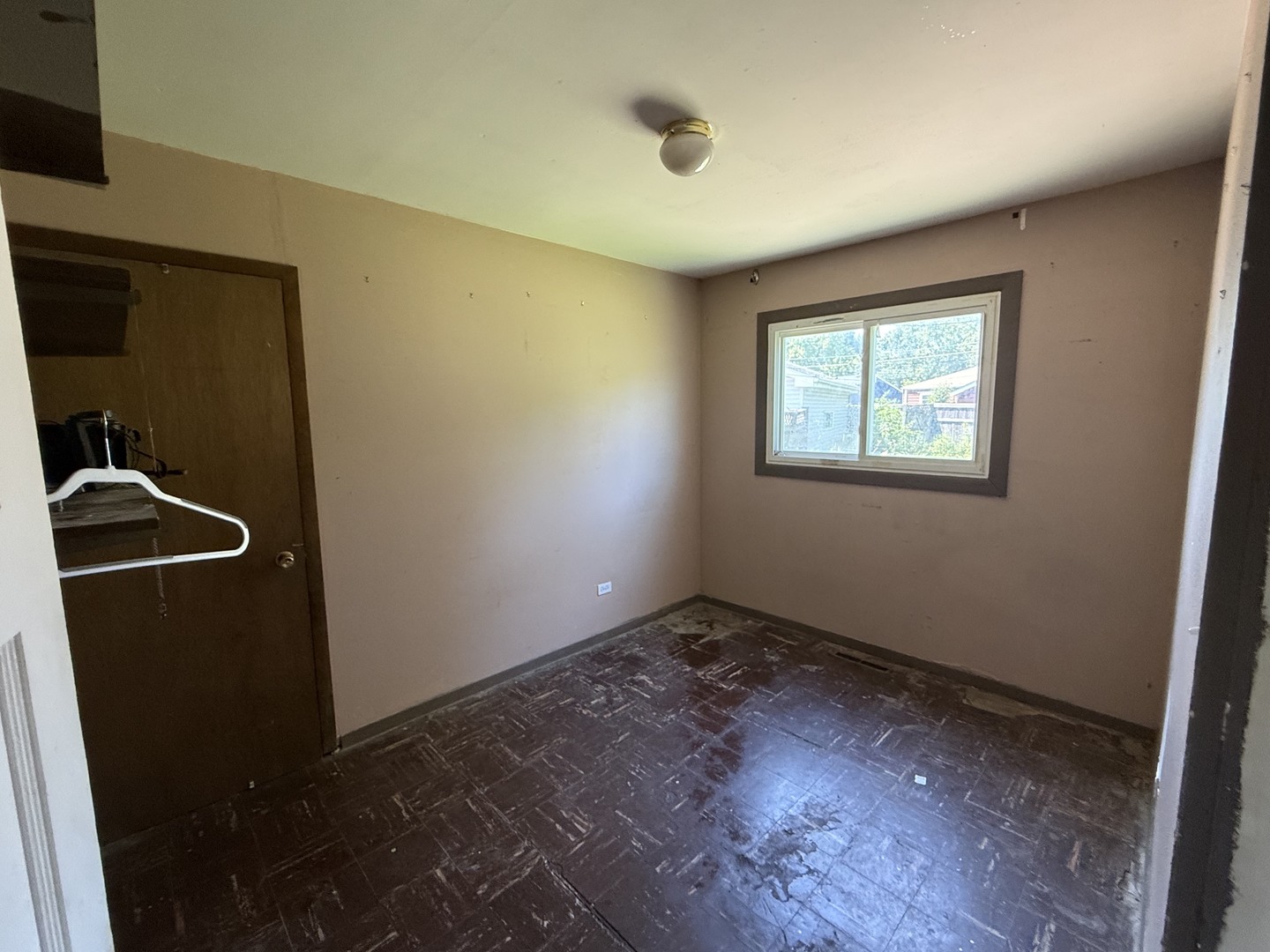 2228 Shawnee Road Waukegan, IL 60087 - Photo 5 of 22