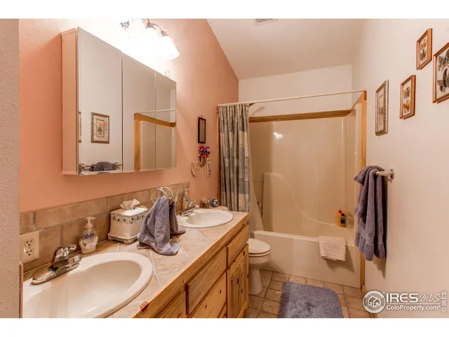 $1,850,000 | 420 East Co Road 10, Berthoud, CO 80513