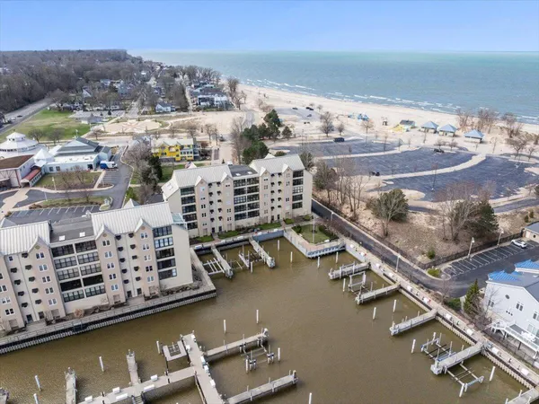 $425,000 | 230 Water Street, Unit 2, St. Joseph, MI 49085