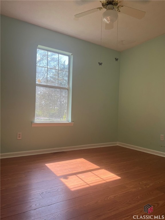 94 Sorrow-Patterson Road Colbert, GA 30628 - Photo 10 of 16 Bedroom 3