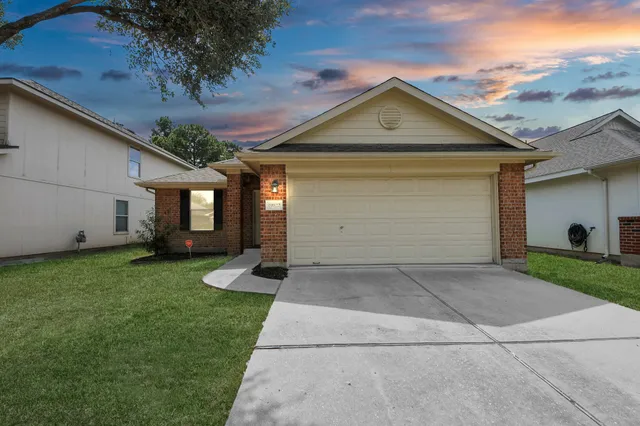 $210,000 | 19822 Bettencourt Lane, Houston, TX 77073