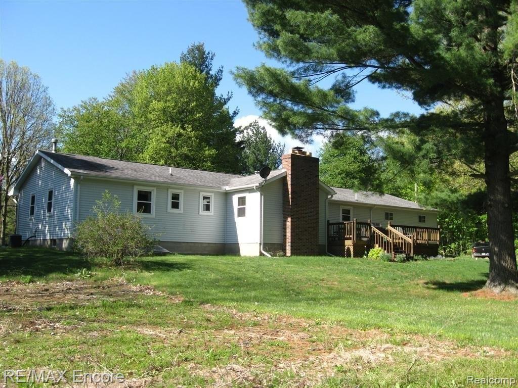 2163 East Farrand Road Clio, MI 48420 - Photo 3 of 5 IMG_2554 (Large).JPG