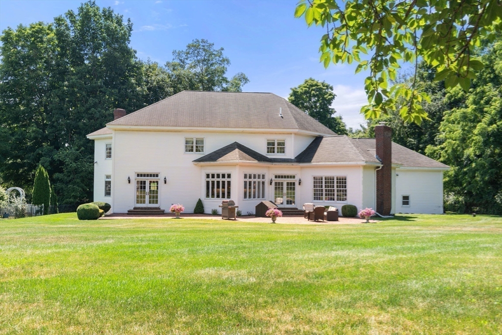 16 Longmeadow Road Milton, MA 02186 - Photo 35 of 42