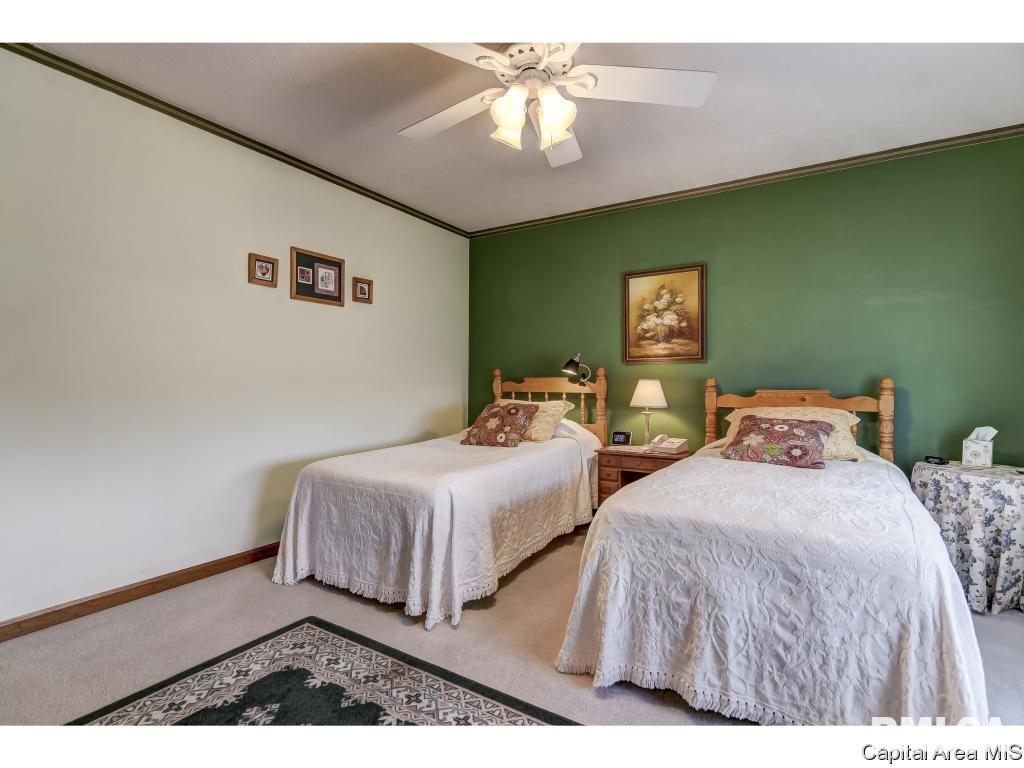 6320 Hayley Court Springfield, IL 62712 - Photo 19 of 35