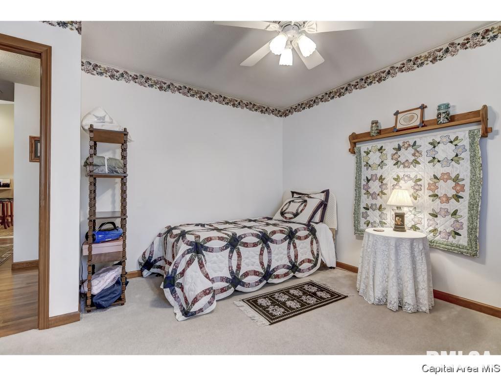 6320 Hayley Court Springfield, IL 62712 - Photo 26 of 35