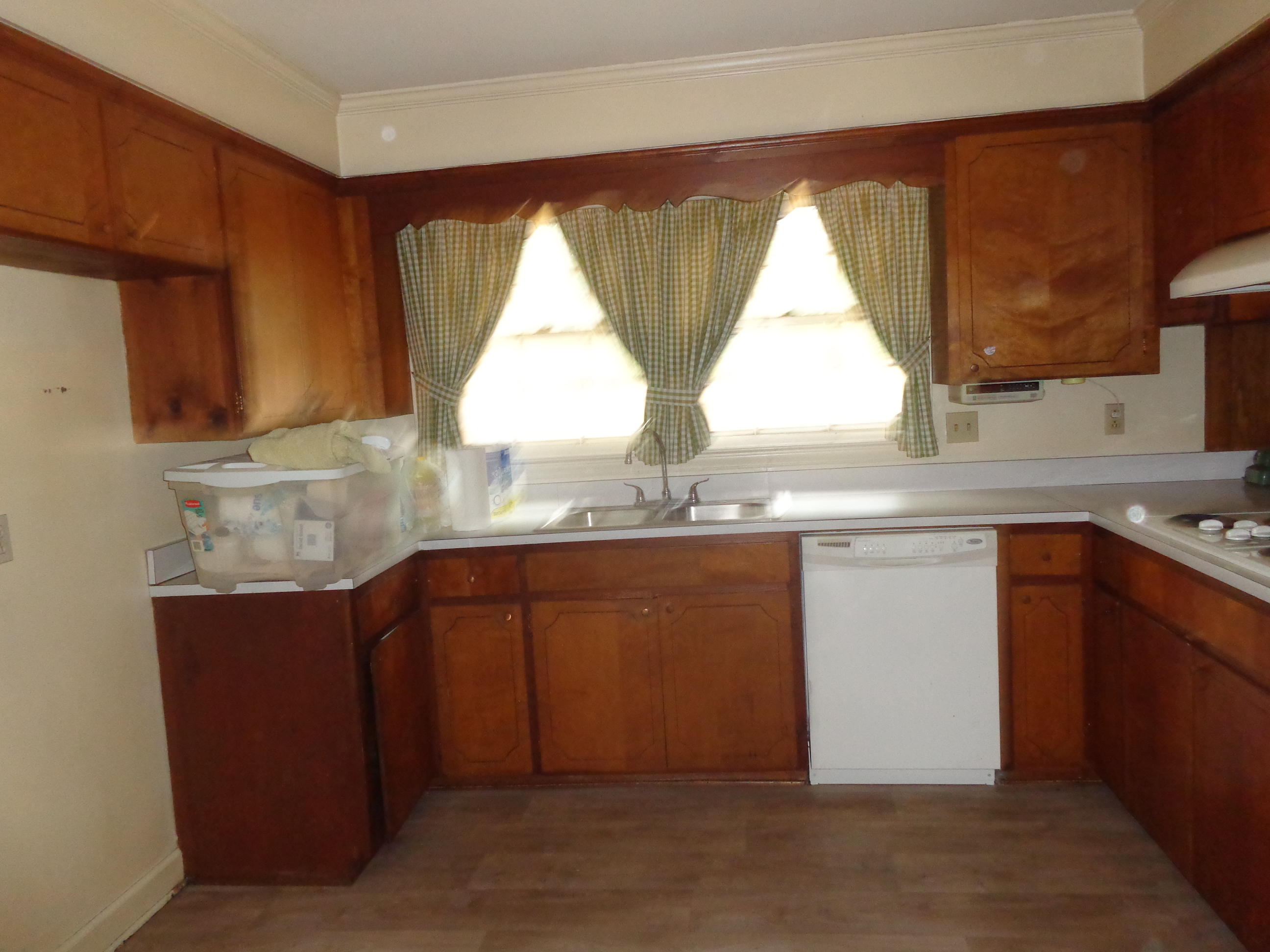 320 Lawson Lane Rockingham, NC 28379 - Photo 5 of 17 Lots of kitchen space here.
