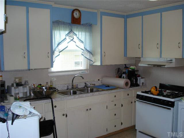 2157 Green Path Road Dunn, NC 28334 - Photo 12 of 25