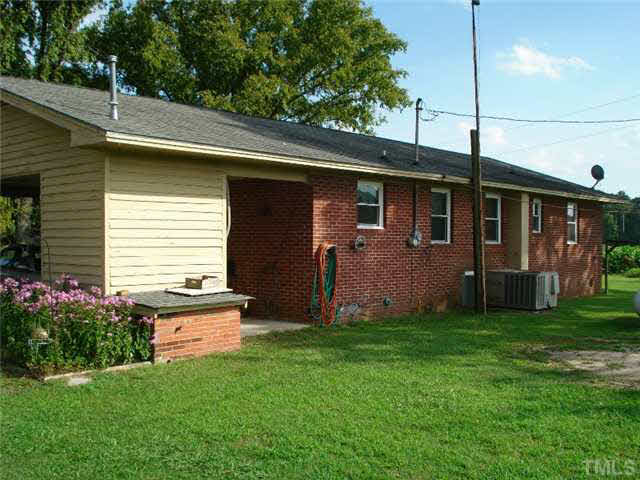 2157 Green Path Road Dunn, NC 28334 - Photo 20 of 25