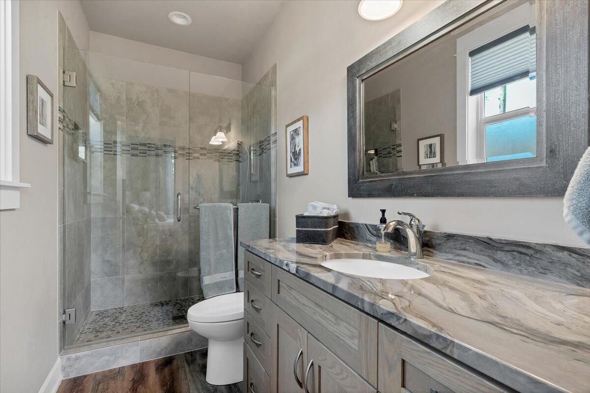23757 Santiam Way Lyons, OR 97358 - Photo 17 of 51 28-DSC09373