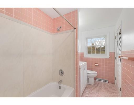 35 Amble Road Chelmsford, MA 01824 - Photo 15 of 23