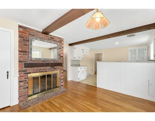 35 Amble Road Chelmsford, MA 01824 - Photo 6 of 23