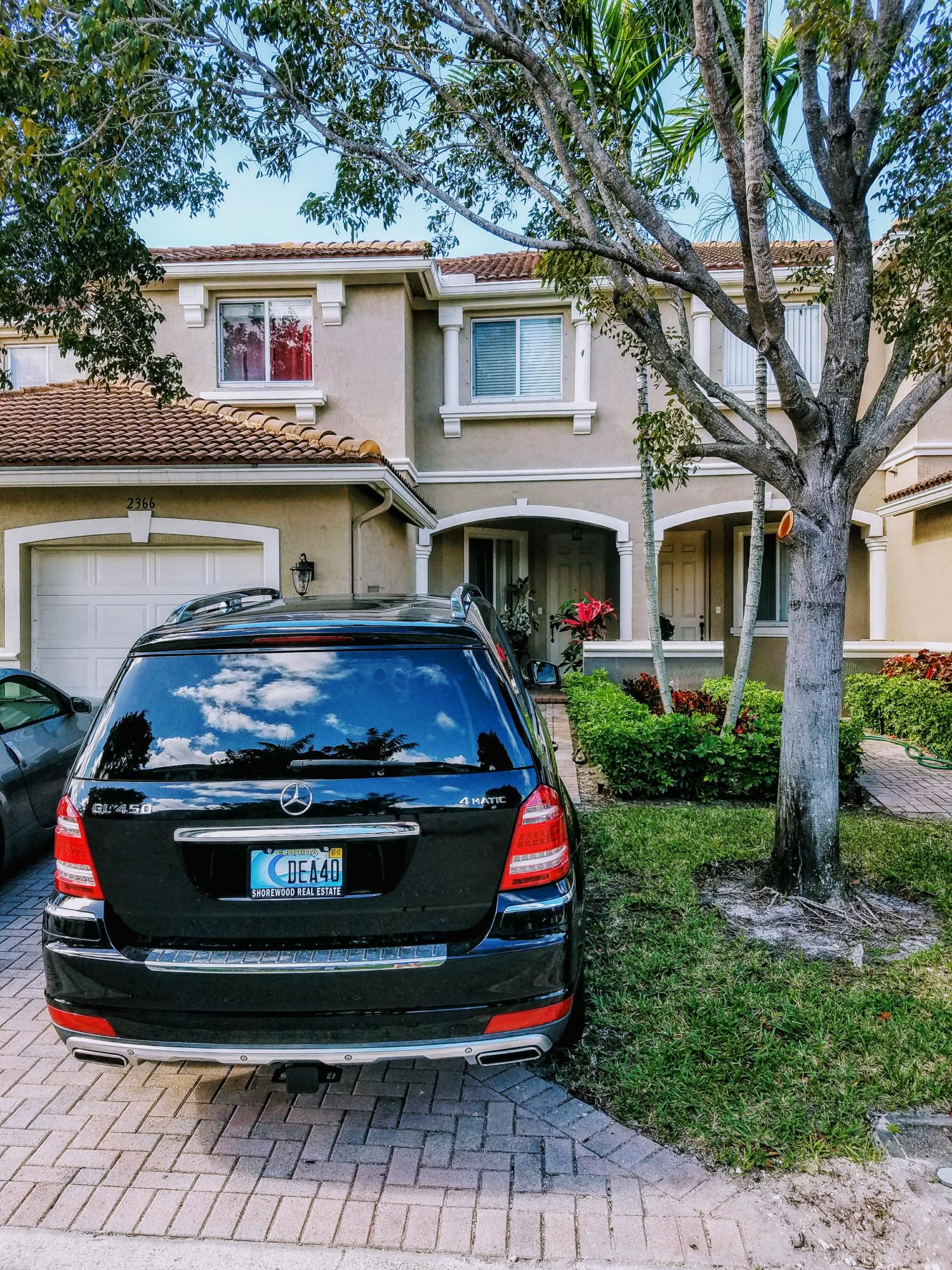 2366 Center Stone Lane Riviera Beach, FL 33404 - Photo 2 of 30 One Car Garage