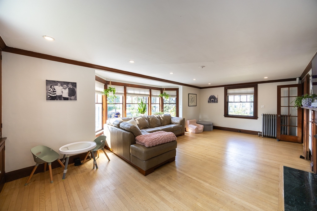 25 Brewster Road Framingham, MA 01702 - Photo 12 of 37 Gallery Image 12
