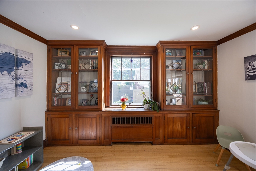25 Brewster Road Framingham, MA 01702 - Photo 14 of 37 Gallery Image 14