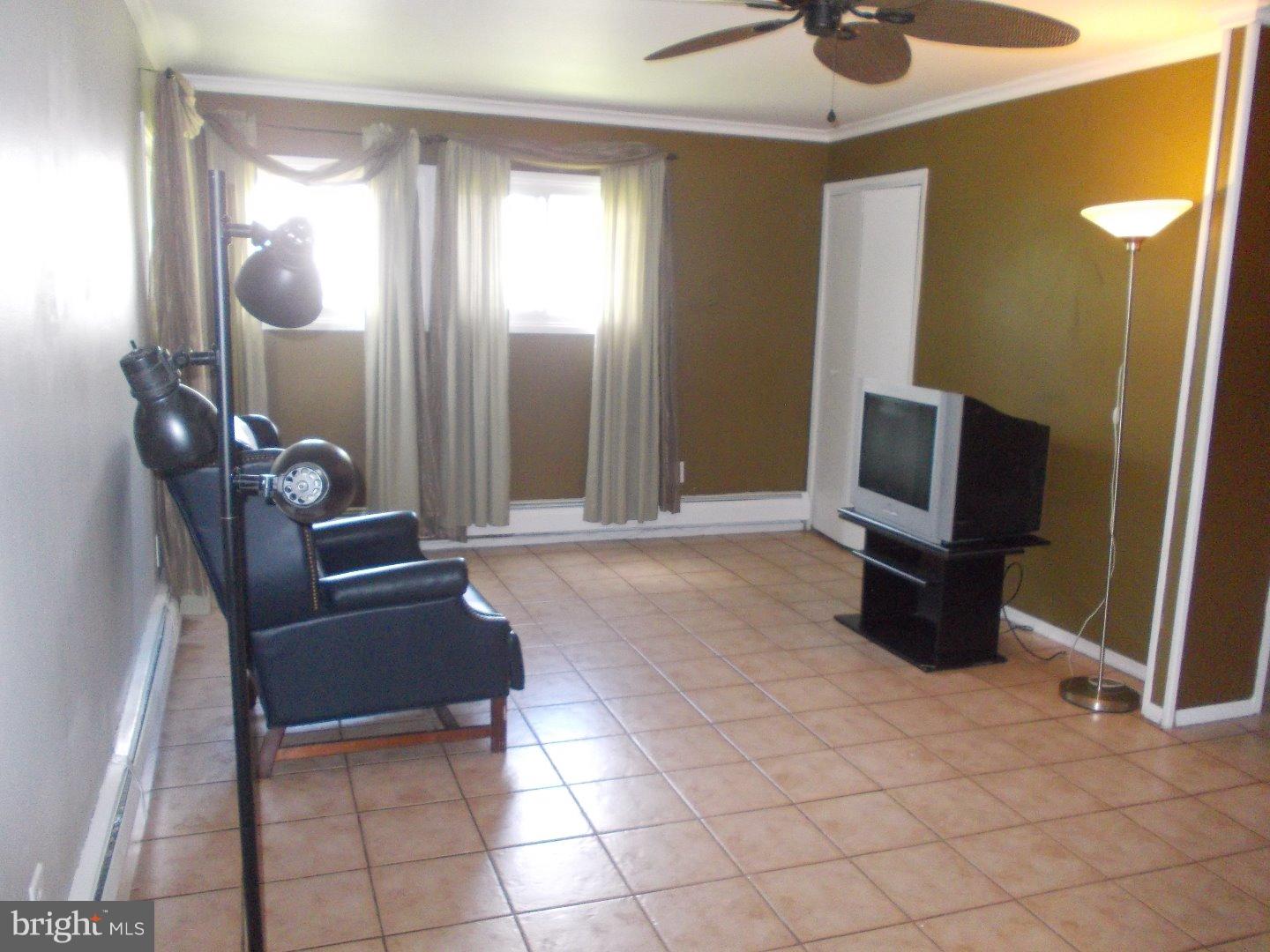 59 Hawk Road Levittown, PA 19056 - Photo 9 of 24 Living Room